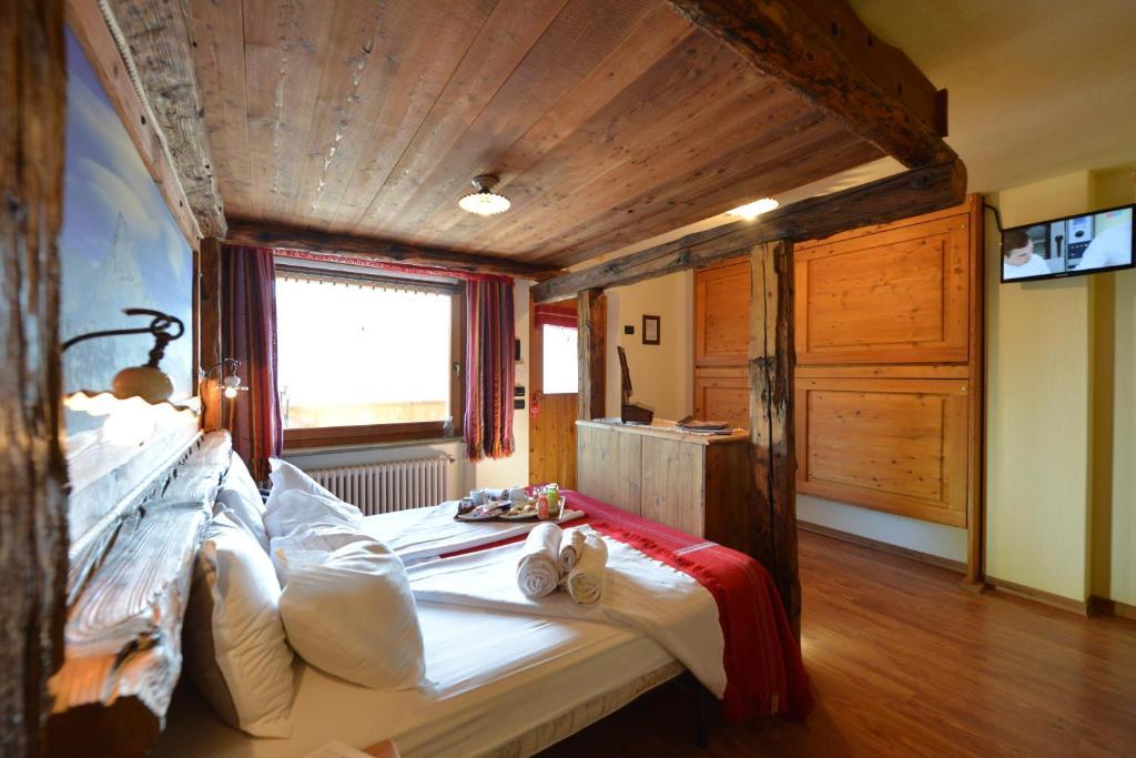 Affittacamere De Charme Jour Et Nuit Torgnon Zimmer foto