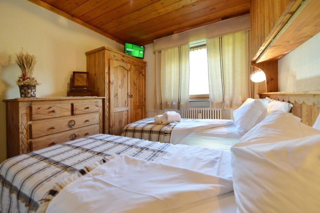 Affittacamere De Charme Jour Et Nuit Torgnon Zimmer foto